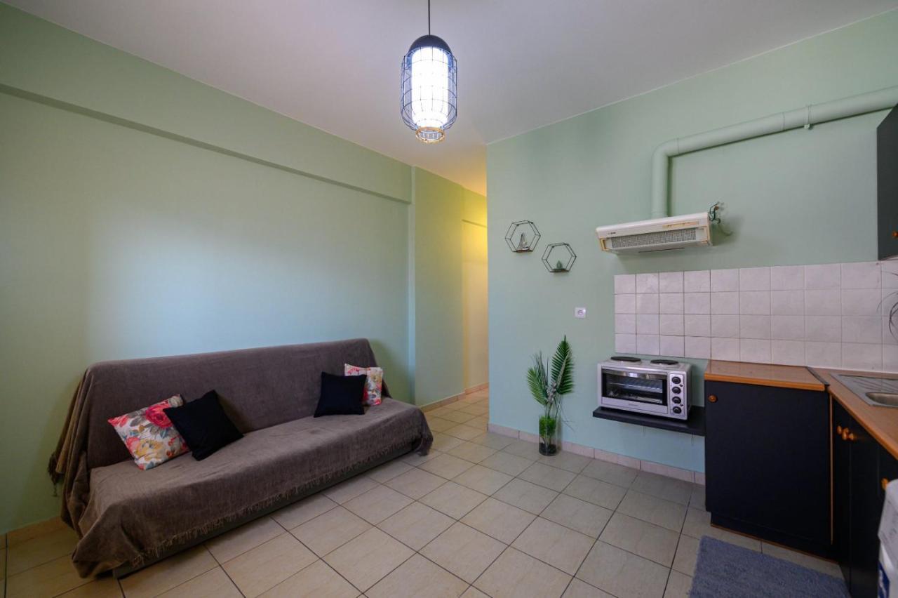 Rea Apartment " 1 Minute From The Beach " Καλαμάτα Εξωτερικό φωτογραφία